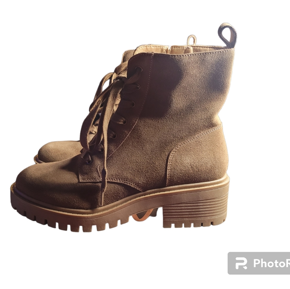 Crown Vintage Telinda combat boots